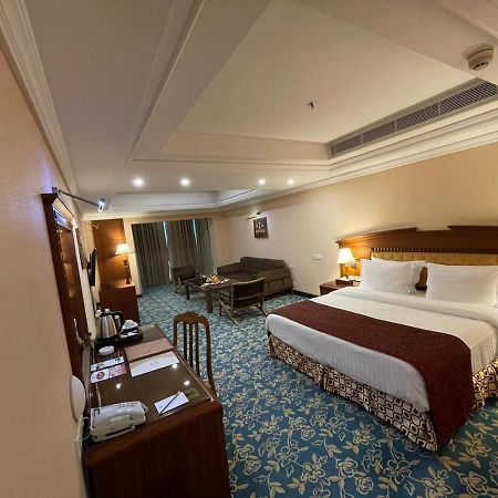 Basra International Hotel Exterior photo